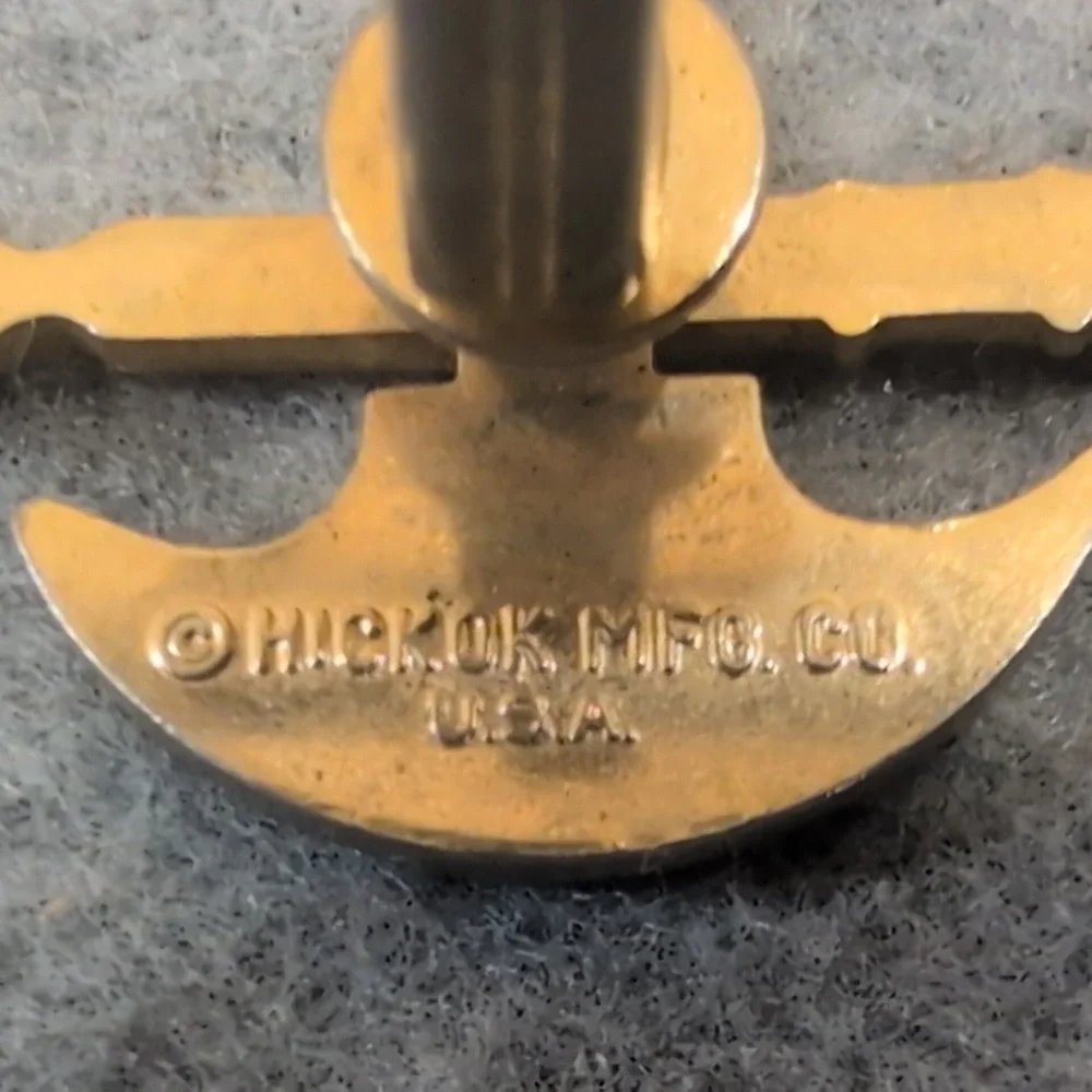 Hickok Mfg Co Usa Gold Tone Halberd Axe Spear Cufflinks - Picture 4 of 4